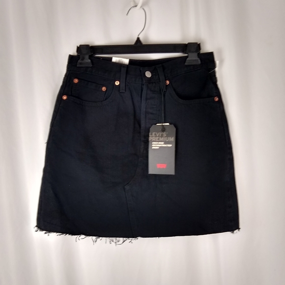 NEW Levi's High Rise Cut Off Jean Mini Skirt - Picture 5 of 8